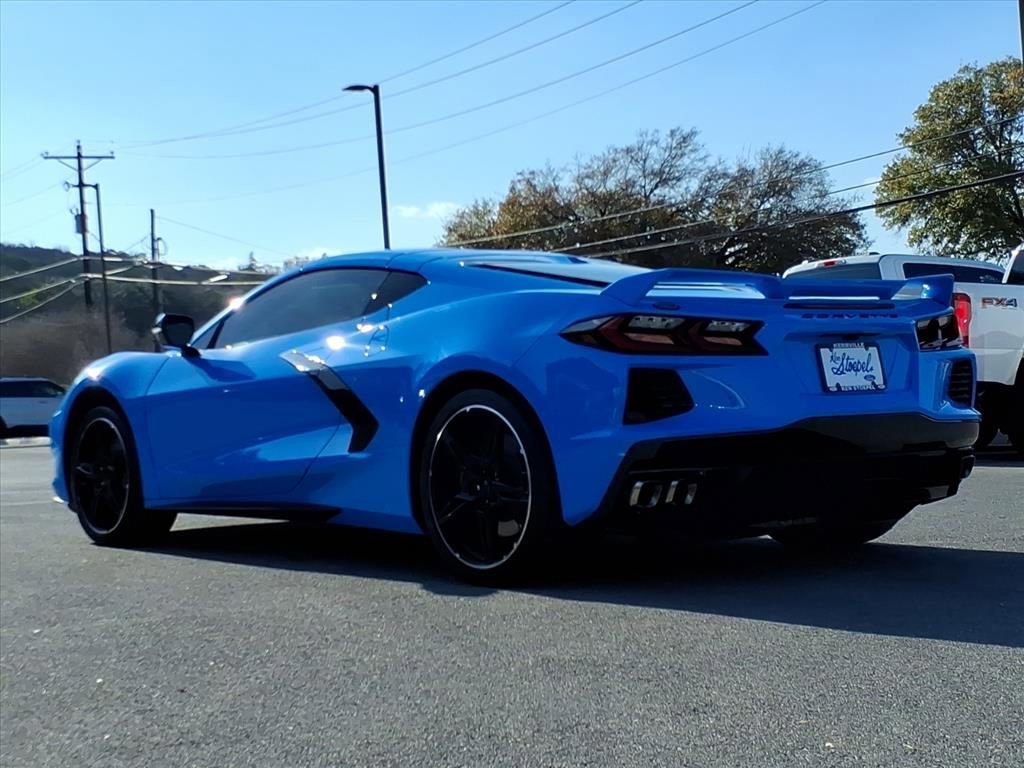 Used 2023 Chevrolet Corvette Stingray Premium Cpe w/ Z51 Performance Package image 2
