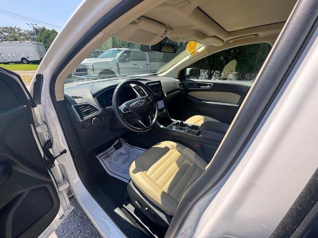 Certified 2022 Ford Edge SEL w/ Convenience Package AWD/4WD image 13