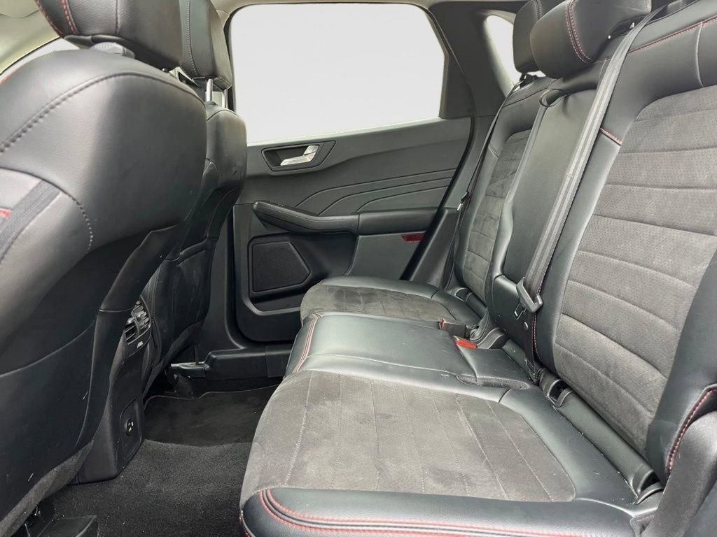 Certified 2022 Ford Escape SEL w/ SEL Stealth AWD Package image 13