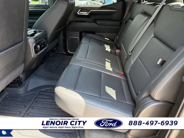 Used 2023 GMC Sierra 1500 SLT w/ SLT Premium Package AWD/4WD image 11