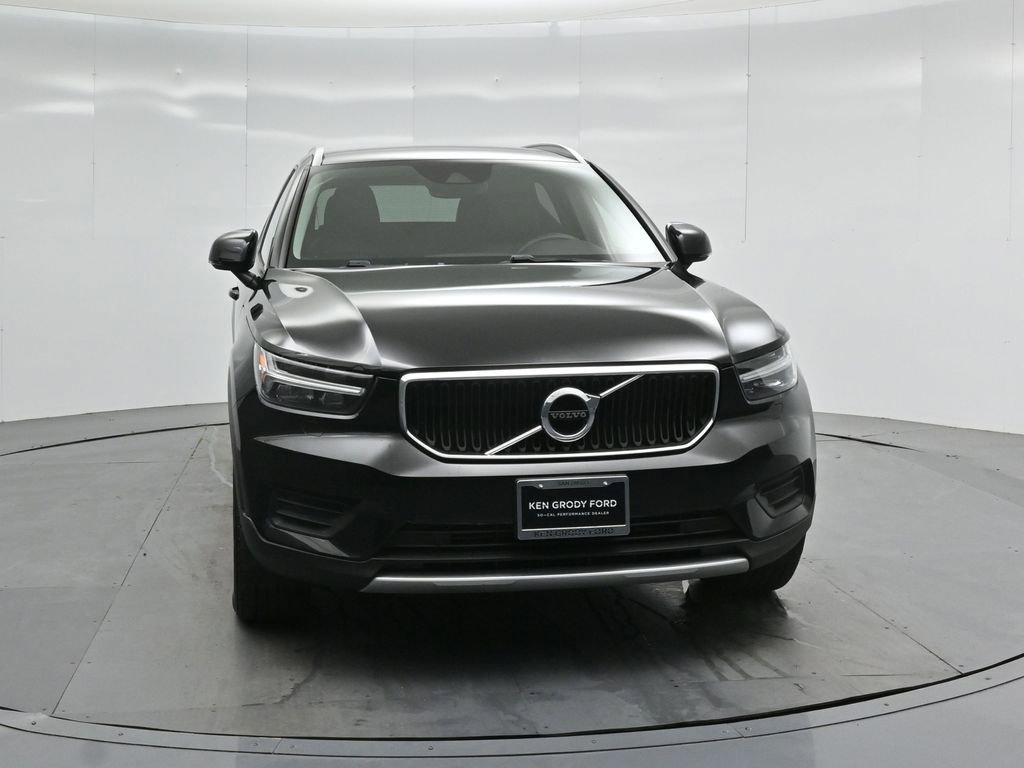 Used 2022 Volvo XC40 T5 Momentum image 52