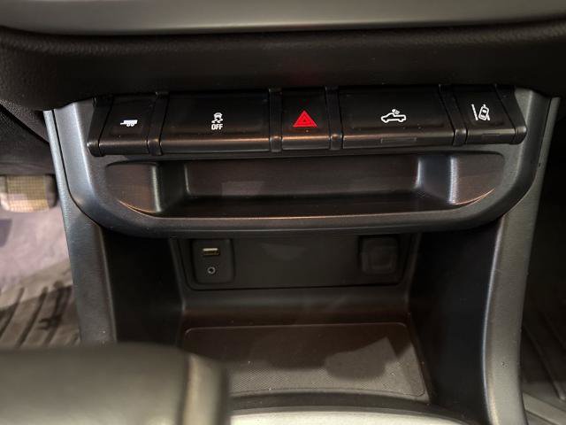 Used 2018 Chevrolet Colorado LT w/ LT Convenience Package AWD/4WD image 23