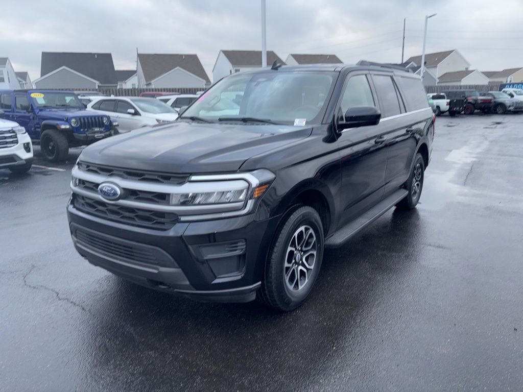 Certified 2023 Ford Expedition Max XLT image 2