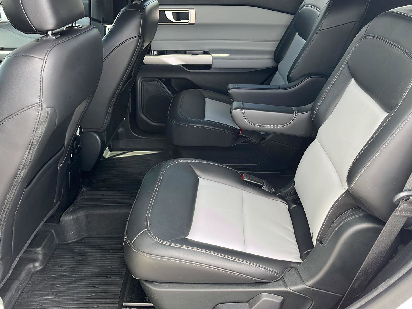 Certified 2023 Ford Explorer XLT w/ Equipment Group 202A image 18