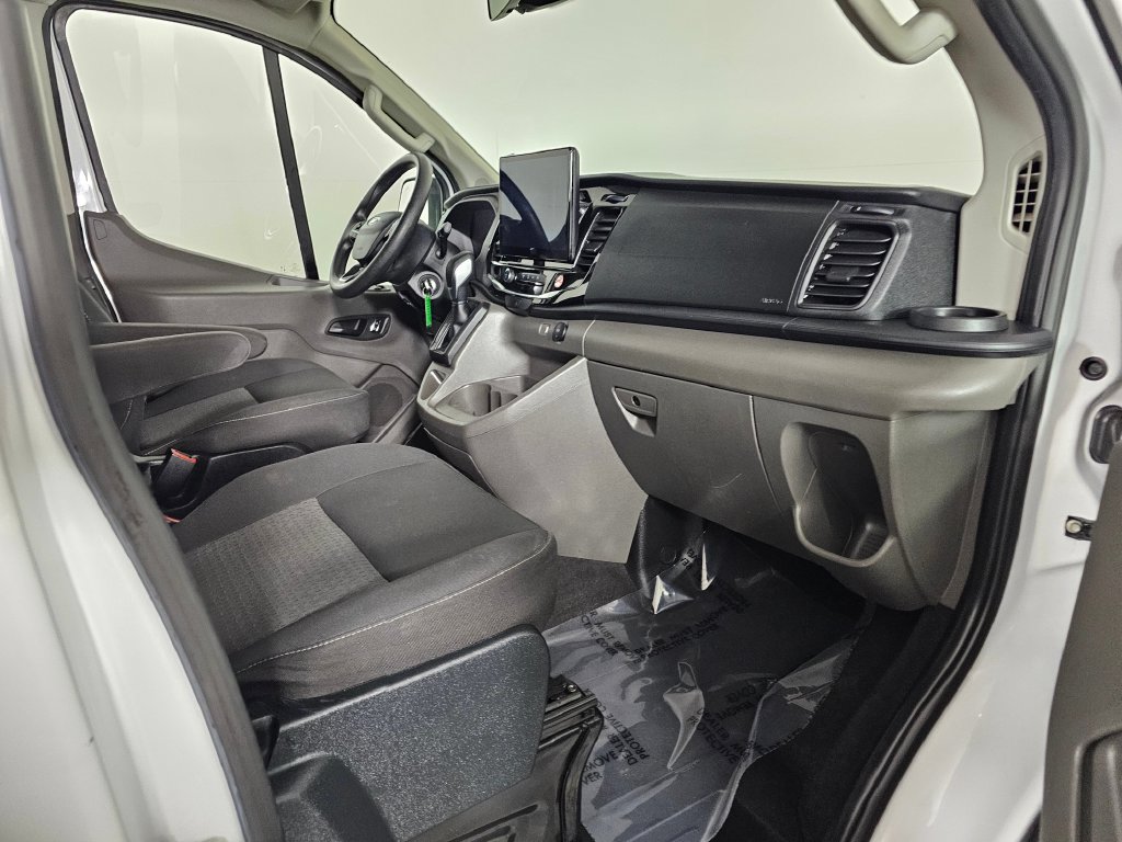 Certified 2023 Ford Transit 350 XLT RWD image 11