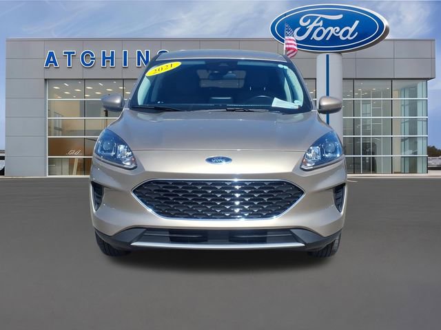 Certified 2021 Ford Escape SE w/ Cold Weather Package AWD/4WD image 2