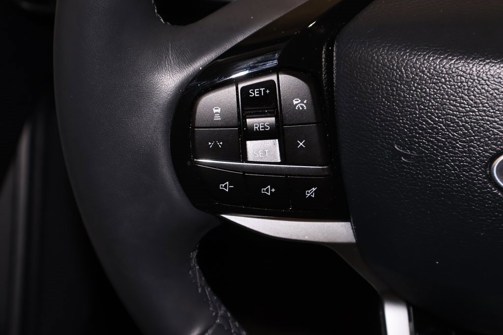 Certified 2025 Ford Explorer Platinum w/ Ultimate Package image 32