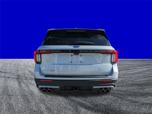 Certified 2025 Ford Explorer Platinum w/ Ultimate Package image 5