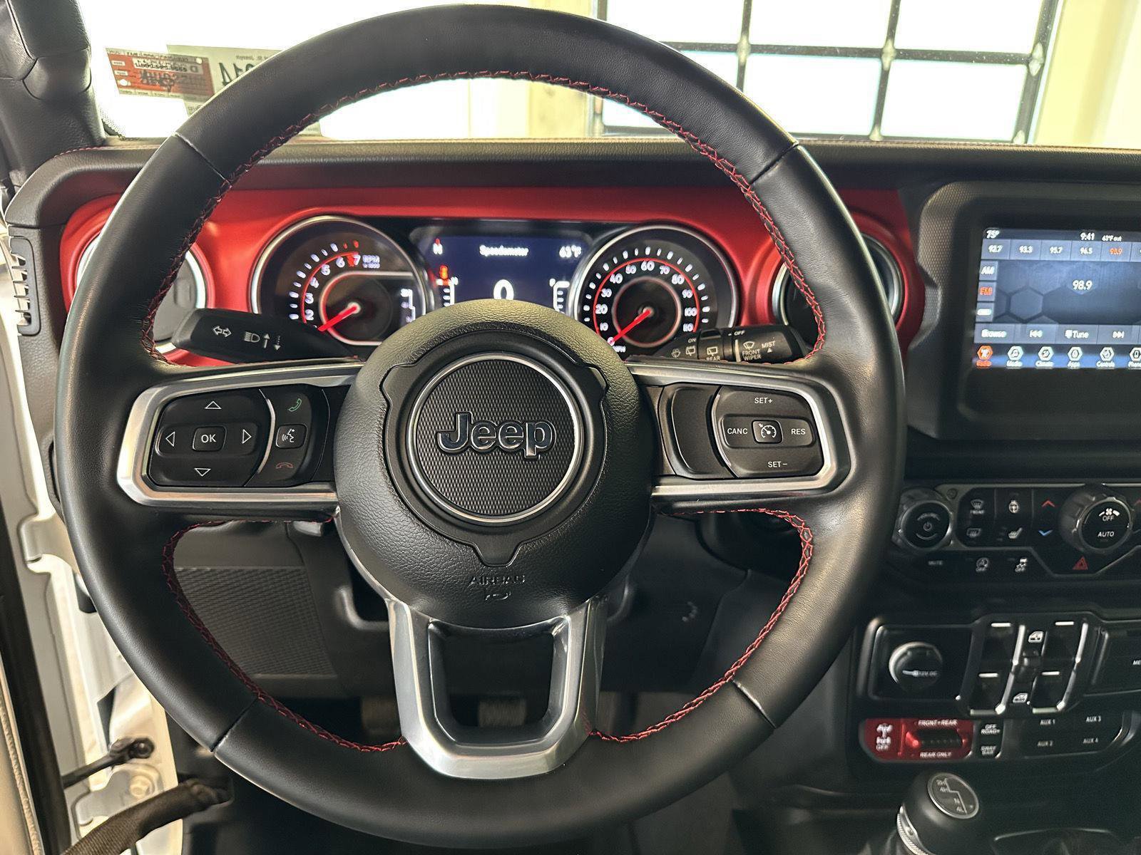 Used 2021 Jeep Wrangler Unlimited Rubicon w/ Safety Group image 13