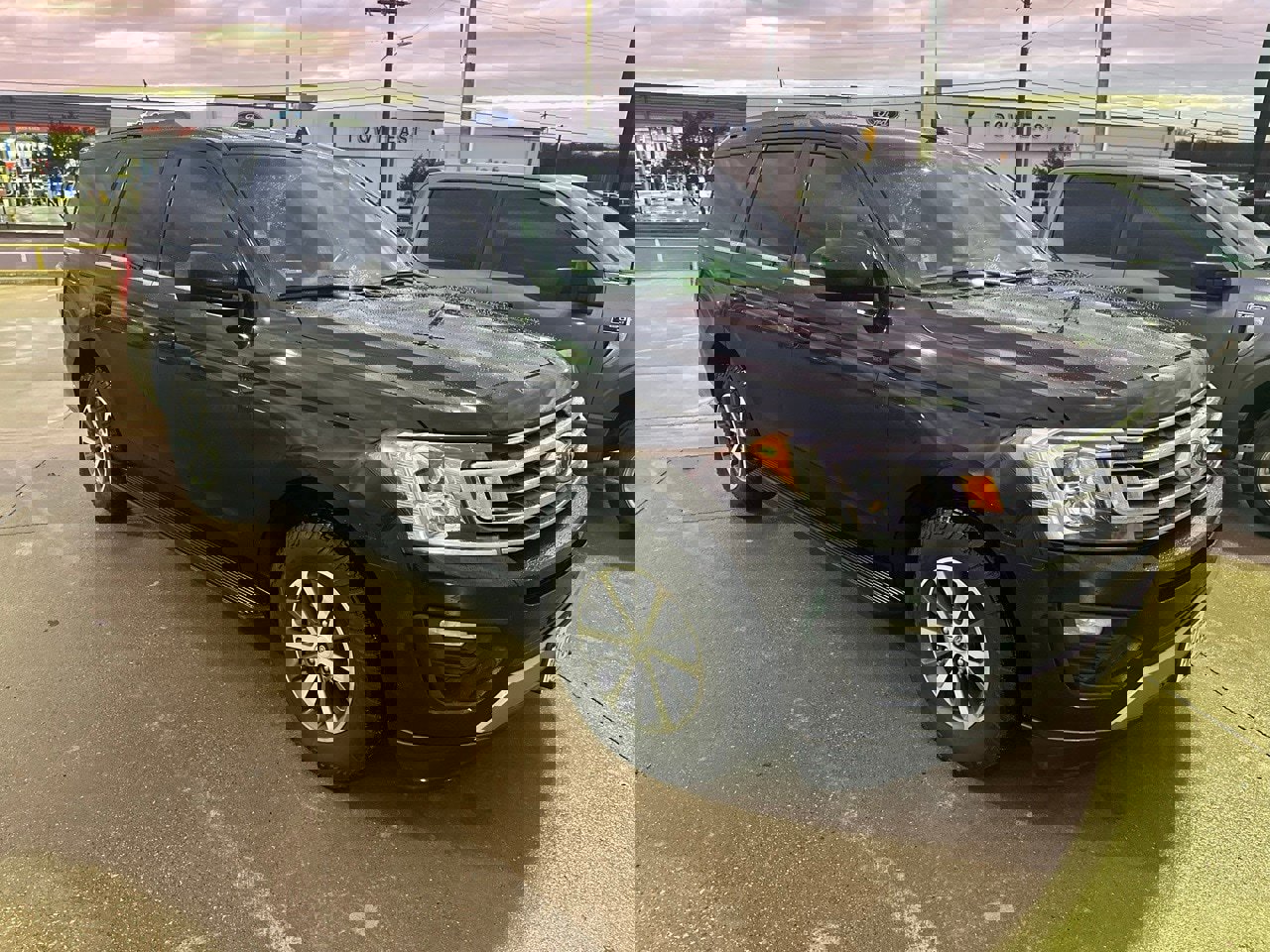 Certified 2020 Ford Expedition XLT image 7