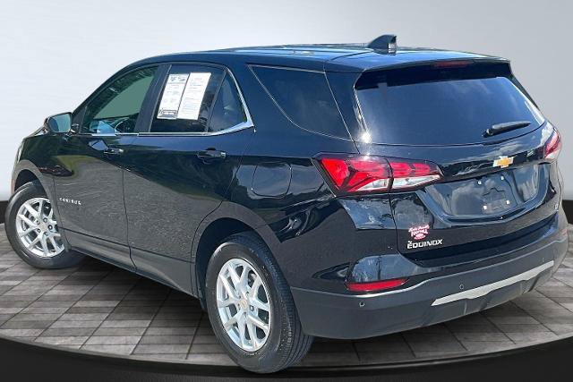 Used 2024 Chevrolet Equinox LT FWD image 2