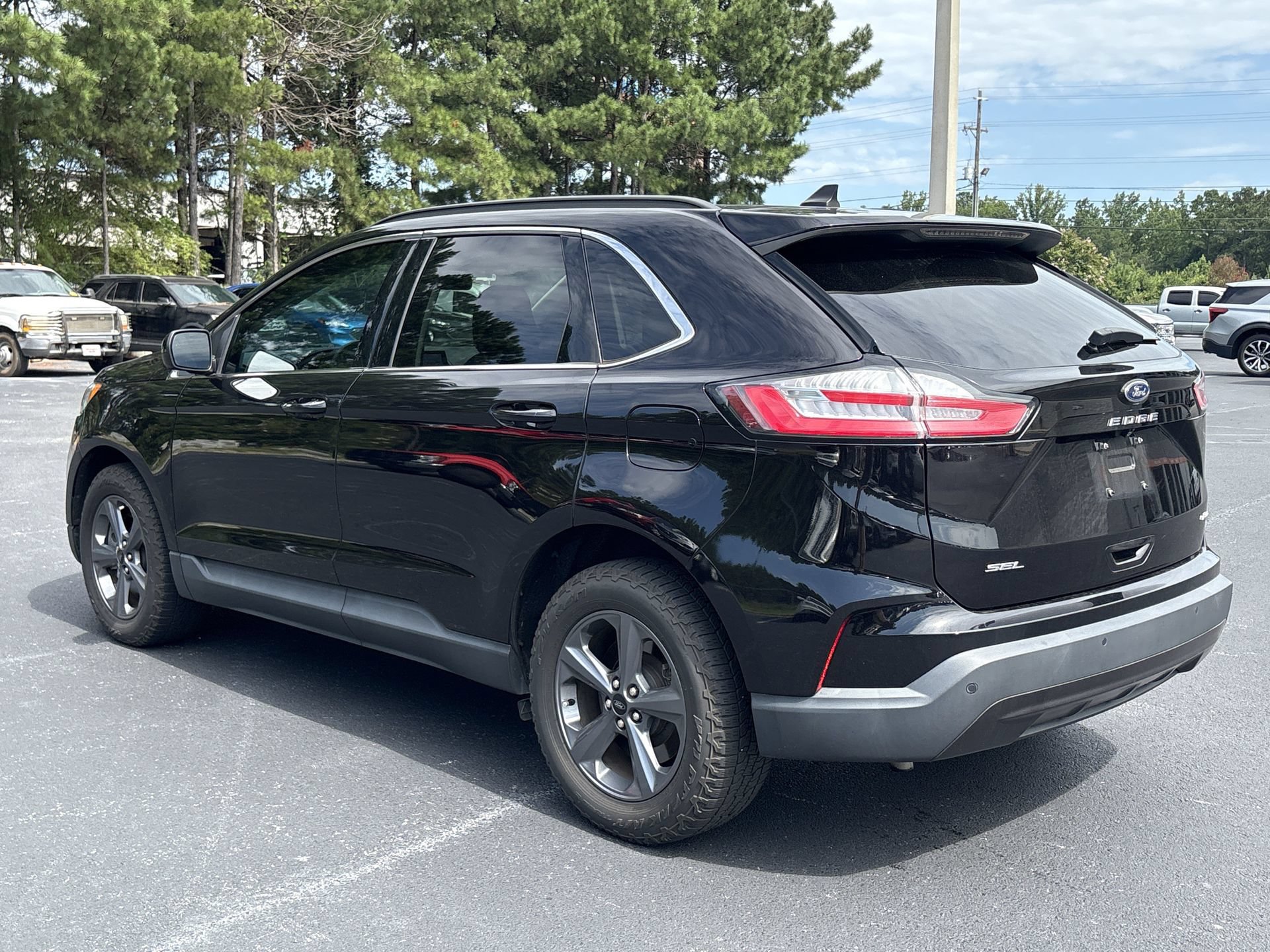 Certified 2022 Ford Edge SEL w/ Sport Appearance Package AWD/4WD image 22