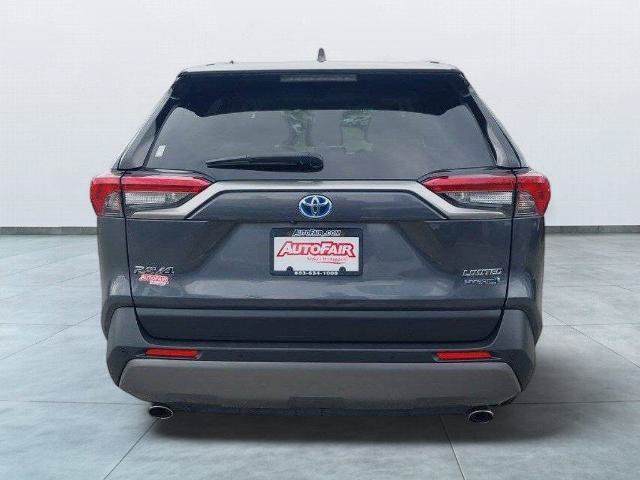 Used 2019 Toyota RAV4 Limited AWD/4WD image 6