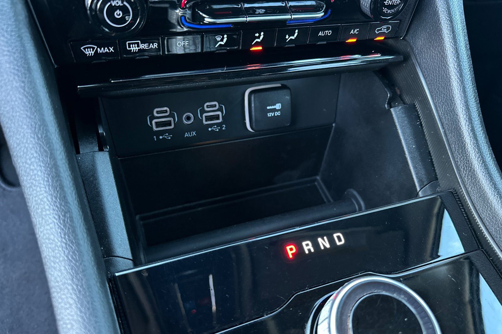 Used 2024 Jeep Grand Cherokee L Laredo image 29