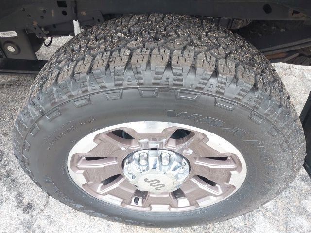 Certified 2024 Ford F250 King Ranch AWD/4WD image 13