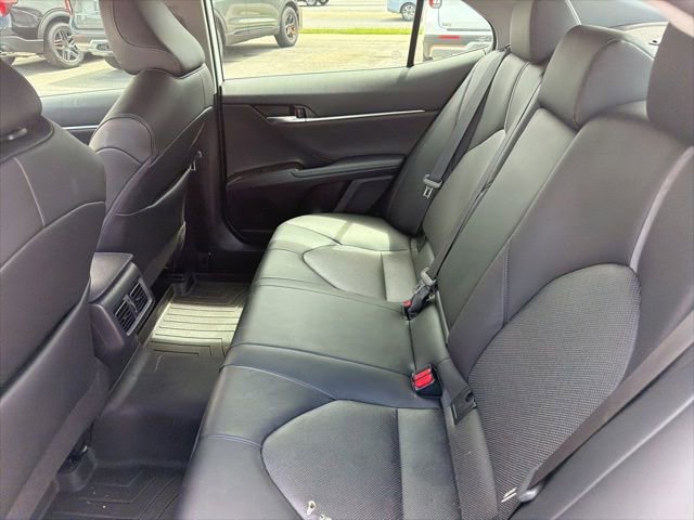 Used 2023 Toyota Camry XLE FWD image 9