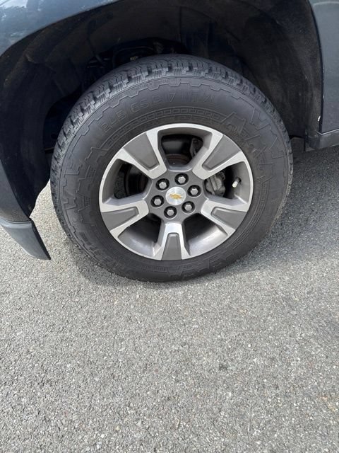 Used 2019 Chevrolet Colorado Z71 AWD/4WD image 12