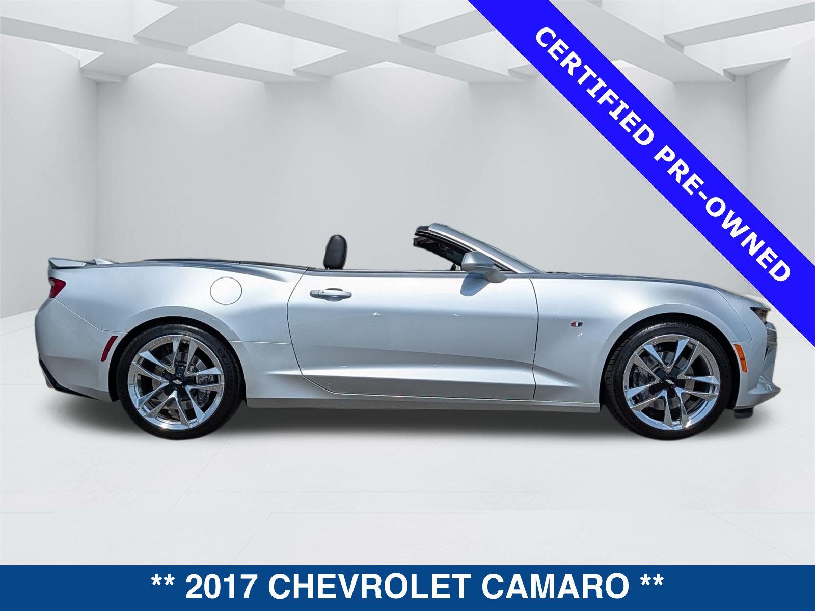 Used 2017 Chevrolet Camaro SS RWD image 3