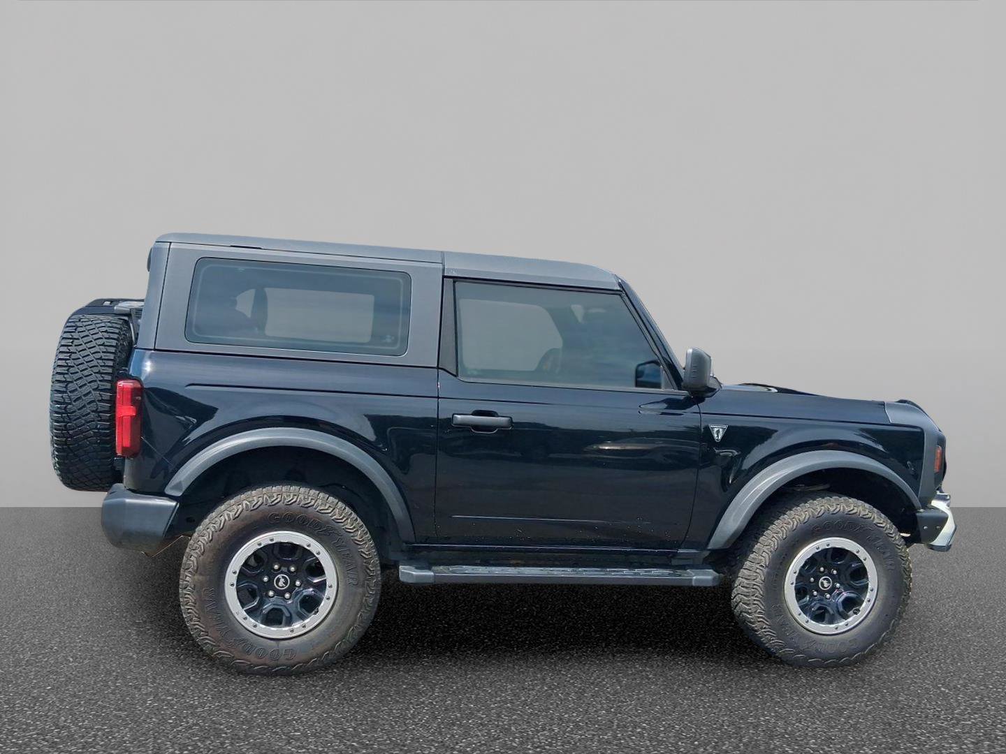 Certified 2023 Ford Bronco 2-Door w/ Sasquatch Package AWD/4WD image 5