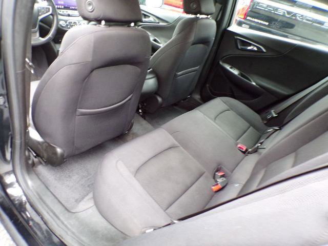 Used 2022 Chevrolet Malibu RS image 14