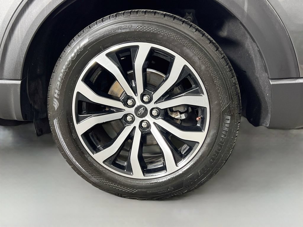 Certified 2020 Ford Explorer ST w/ Premium Technology Package AWD/4WD image 34