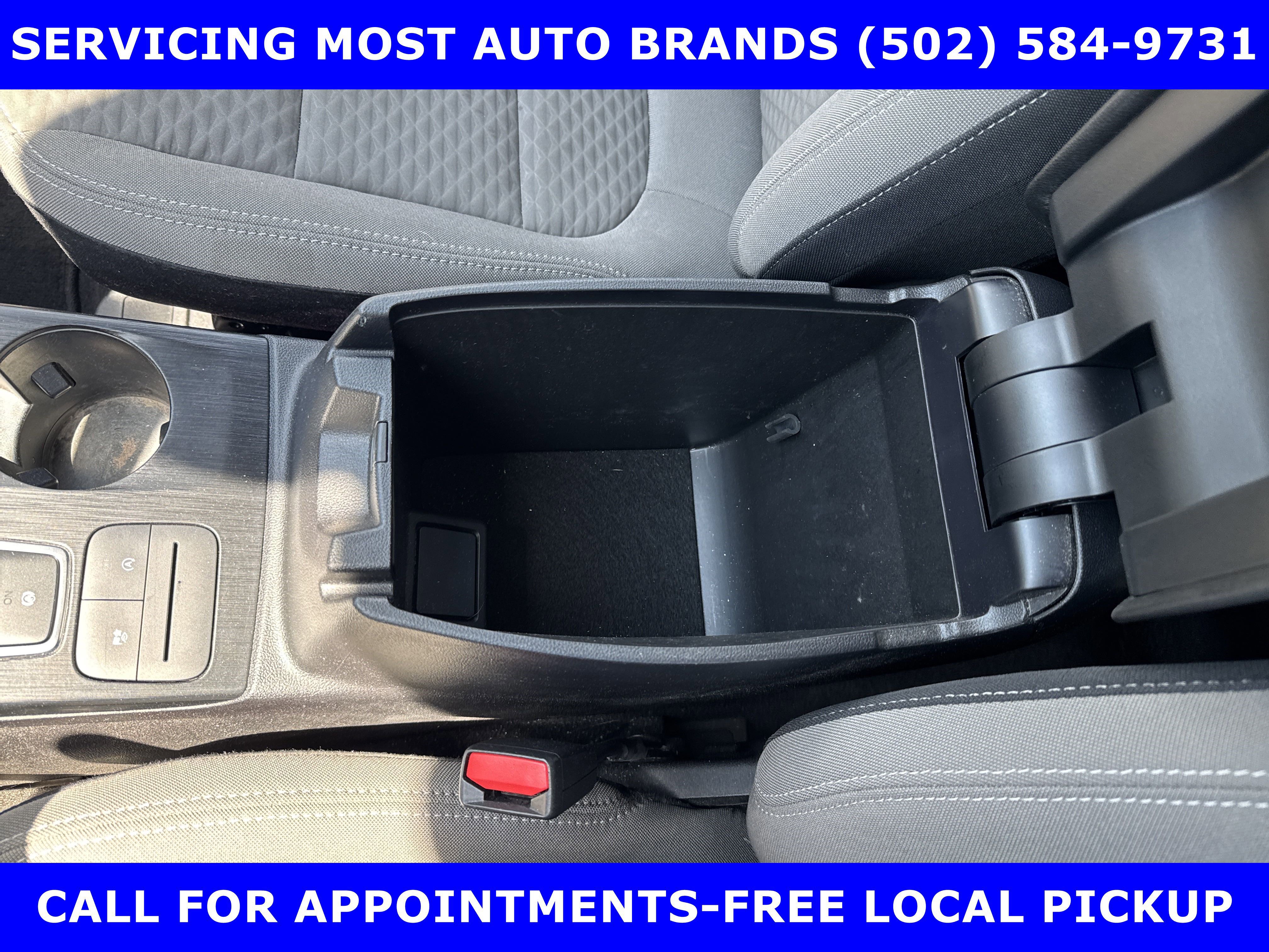 Certified 2022 Ford Escape SE w/ Cold Weather Package image 25