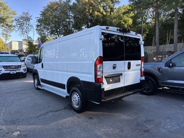 Used 2025 RAM ProMaster 2500 w/ U-Haul Equipment Group FWD image 6