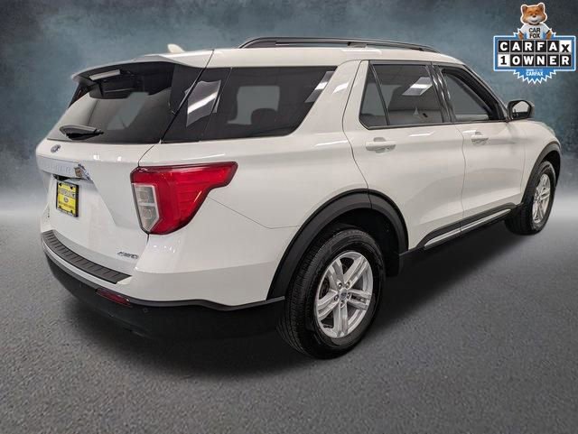 Certified 2023 Ford Explorer XLT image 2