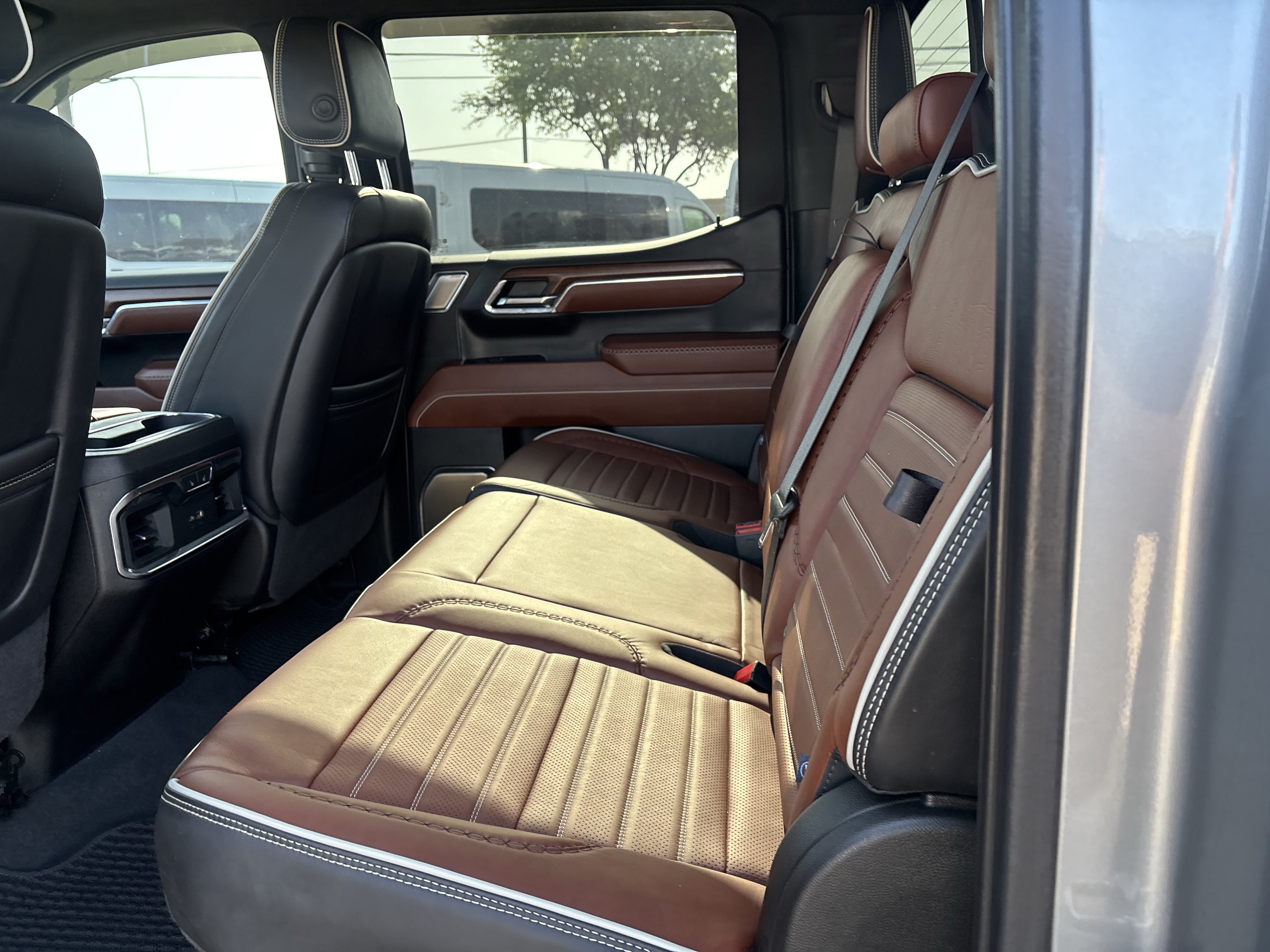 Used 2024 GMC Sierra 1500 Denali Ultimate AWD/4WD image 14