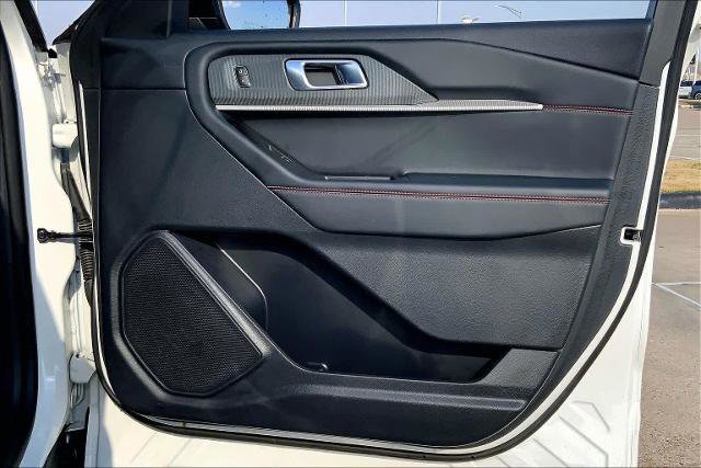 Certified 2025 Ford Explorer ST-Line image 22