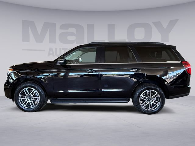 Certified 2025 Ford Expedition Active AWD/4WD image 2