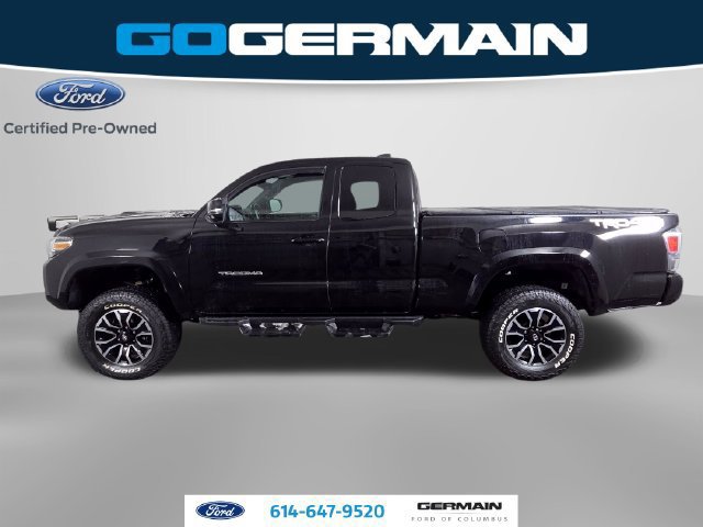 Used 2022 Toyota Tacoma TRD Sport w/ Technology Package AWD/4WD image 9