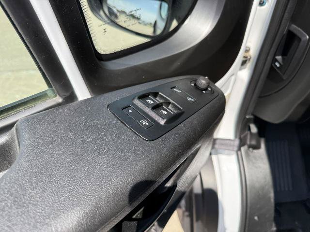 Used 2025 RAM ProMaster 2500 w/ Convenience Group FWD image 11