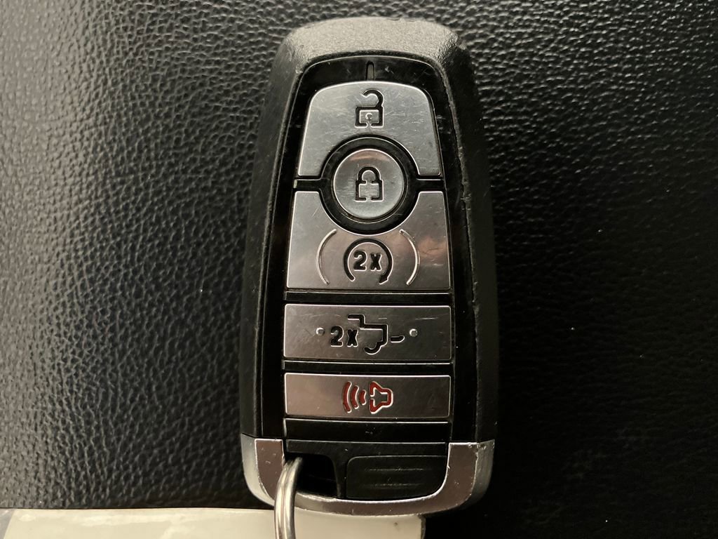 Certified 2022 Ford F150 XLT w/ Equipment Group 302A High image 36