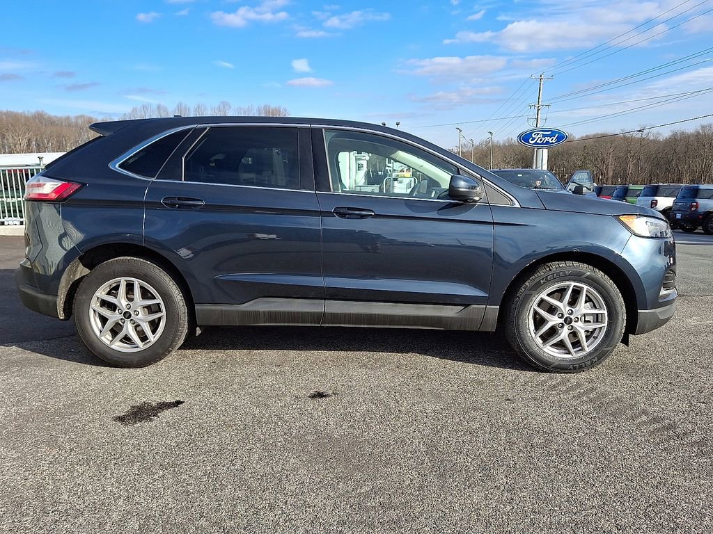Certified 2024 Ford Edge SEL image 7