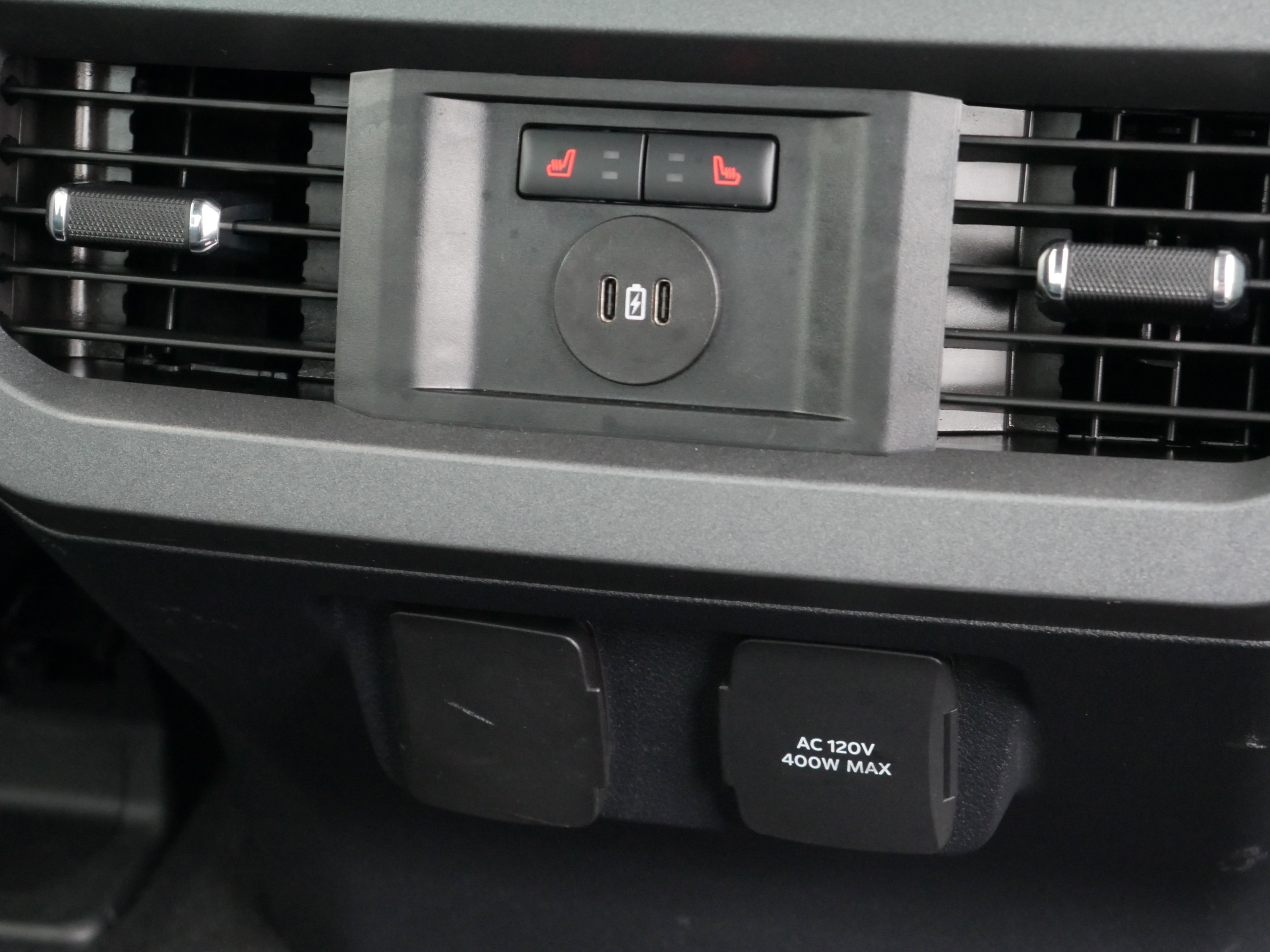 Certified 2023 Ford F350 Lariat w/ Black Appearance Package image 36