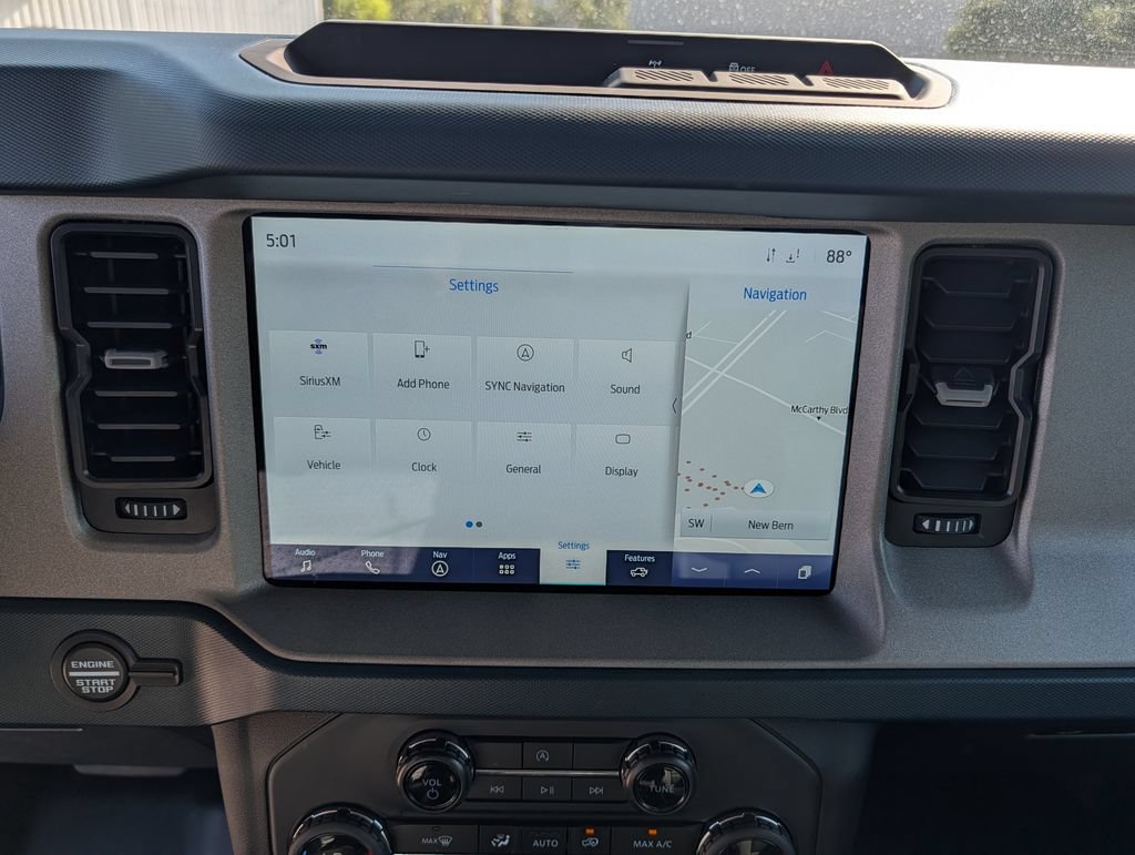 Certified 2024 Ford Bronco Outer Banks AWD/4WD image 12