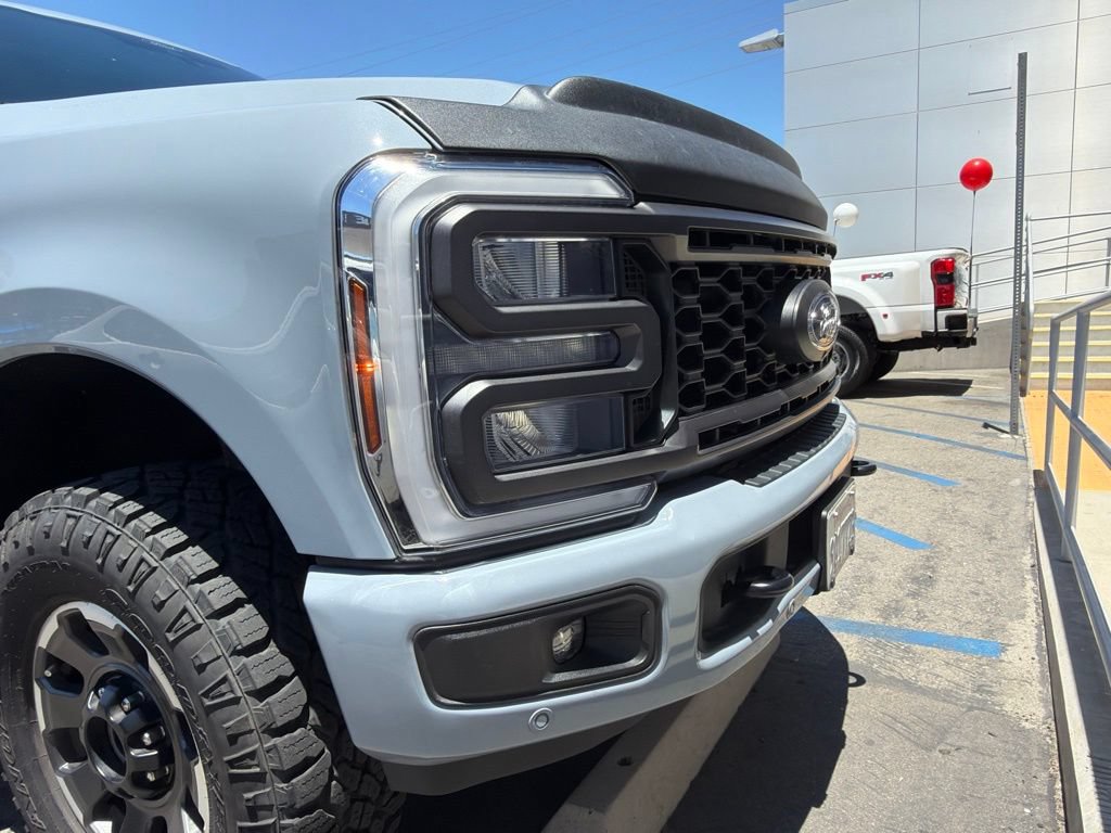 Certified 2024 Ford F250 Lariat w/ Lariat Ultimate Package AWD/4WD image 9