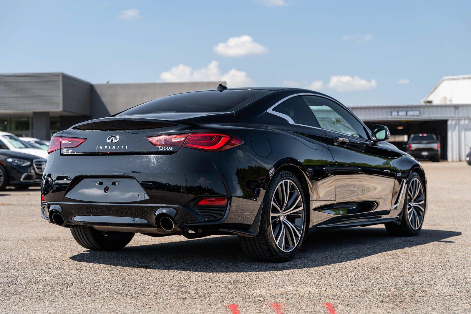 Used 2019 INFINITI Q60 3.0t w/ Cargo Package RWD image 7