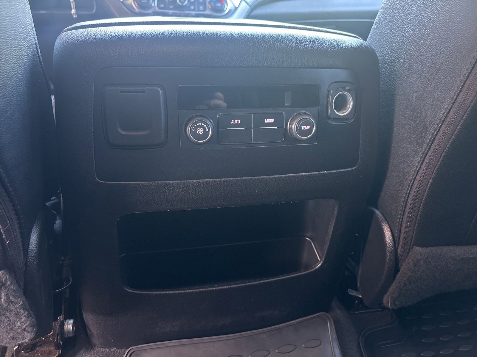 Used 2019 Chevrolet Tahoe LT AWD/4WD image 35