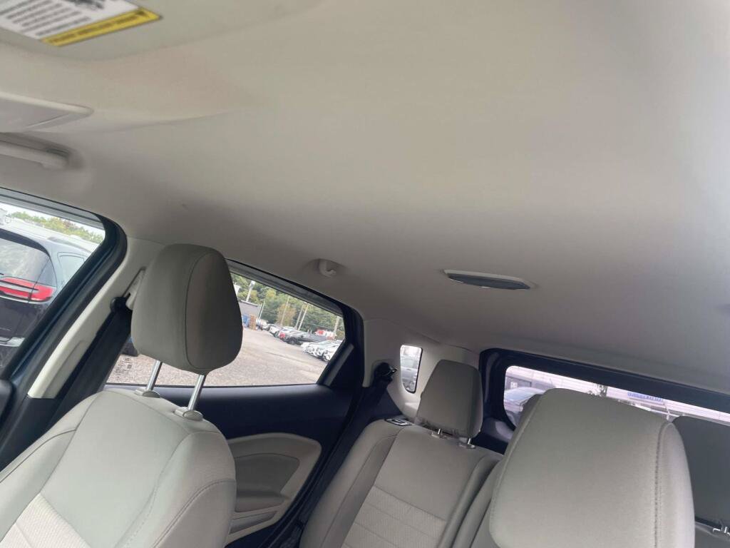 Certified 2021 Ford EcoSport S AWD/4WD image 6