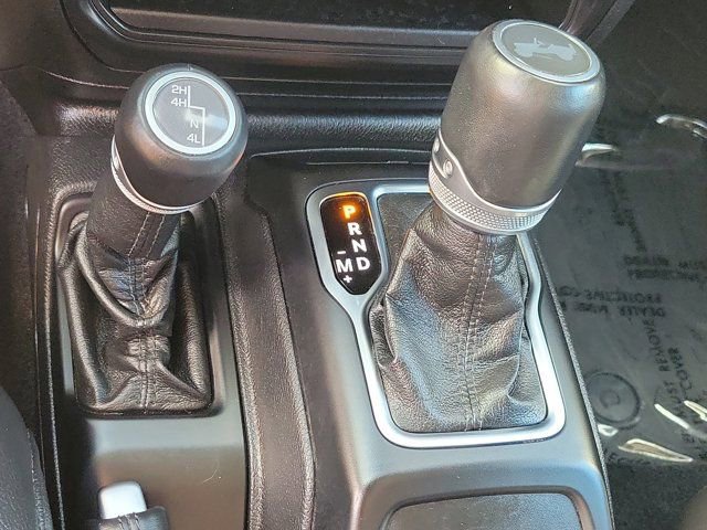 Used 2021 Jeep Wrangler Unlimited Sahara image 26