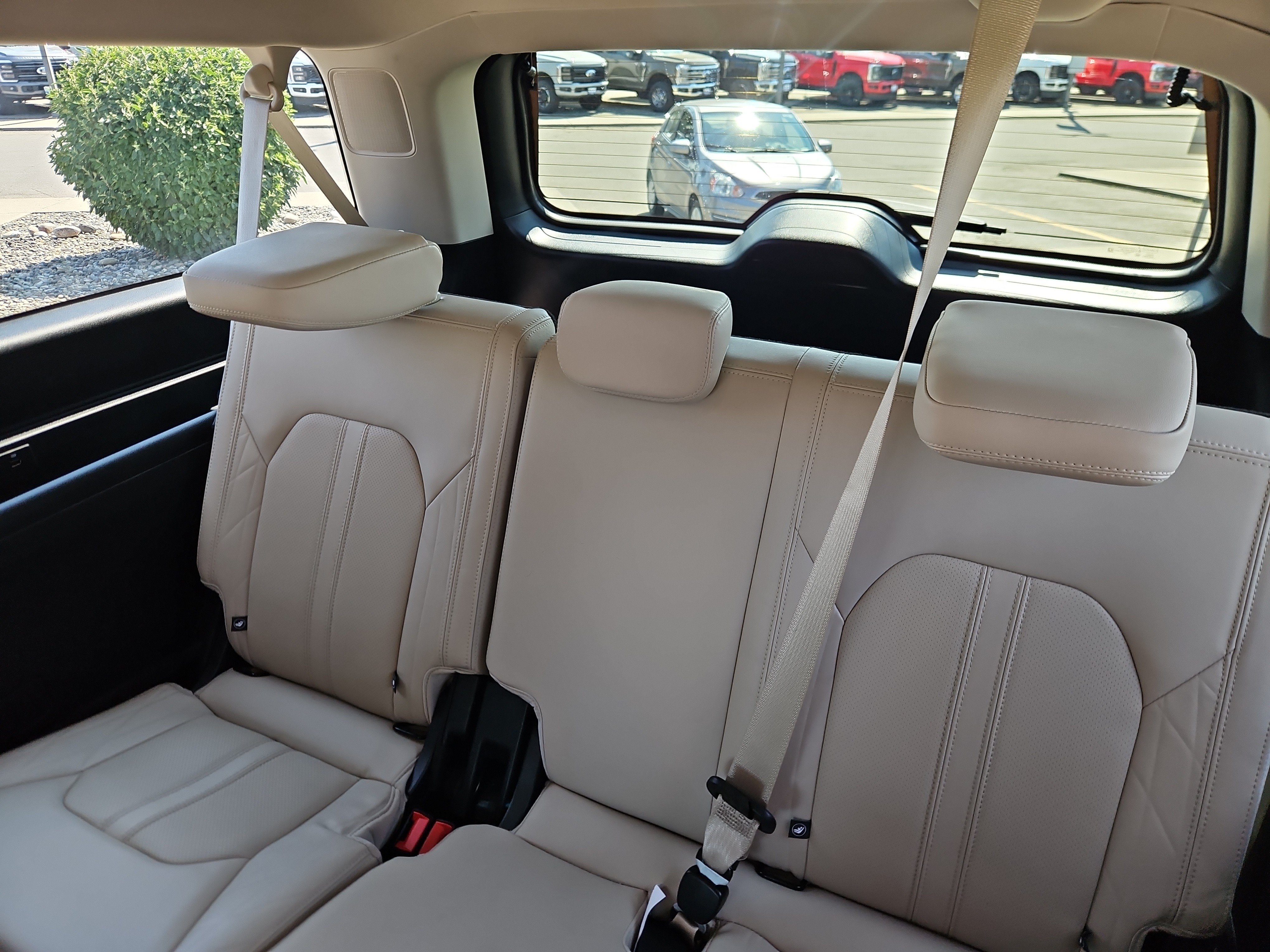 Certified 2024 Ford Expedition Max Platinum AWD/4WD image 5