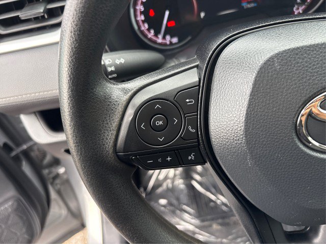 Used 2023 Toyota RAV4 XLE AWD/4WD image 22