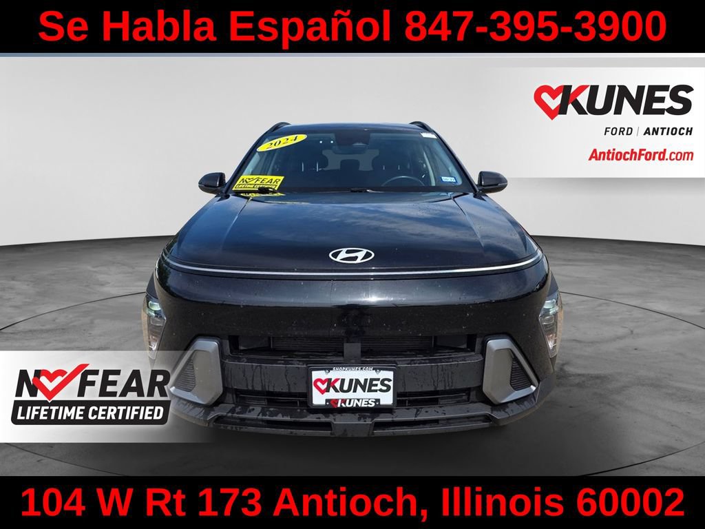 Used 2024 Hyundai Kona SEL AWD/4WD image 2