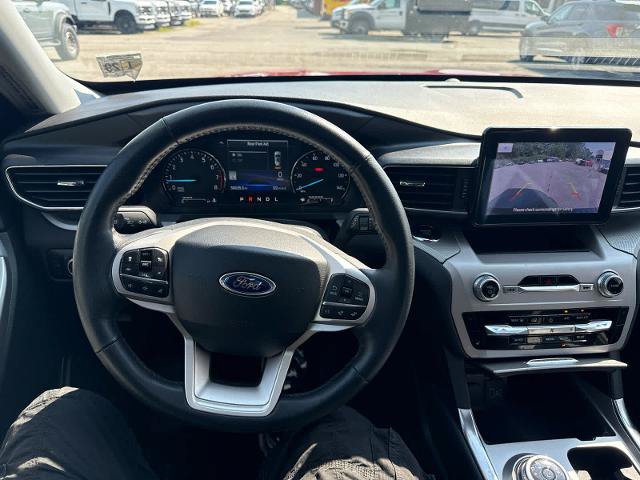 Certified 2023 Ford Explorer XLT w/ Equipment Group 202A AWD/4WD image 11