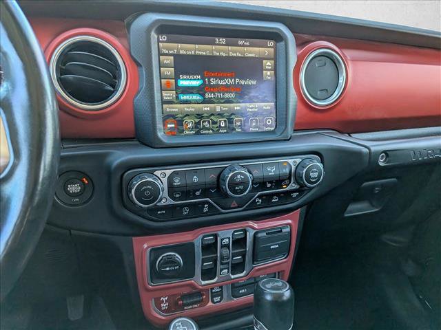 Used 2021 Jeep Wrangler Unlimited Rubicon AWD/4WD image 16