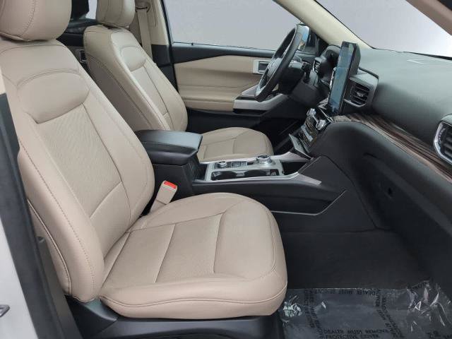 Certified 2024 Ford Explorer Limited w/ Limited Technology Package AWD/4WD image 20