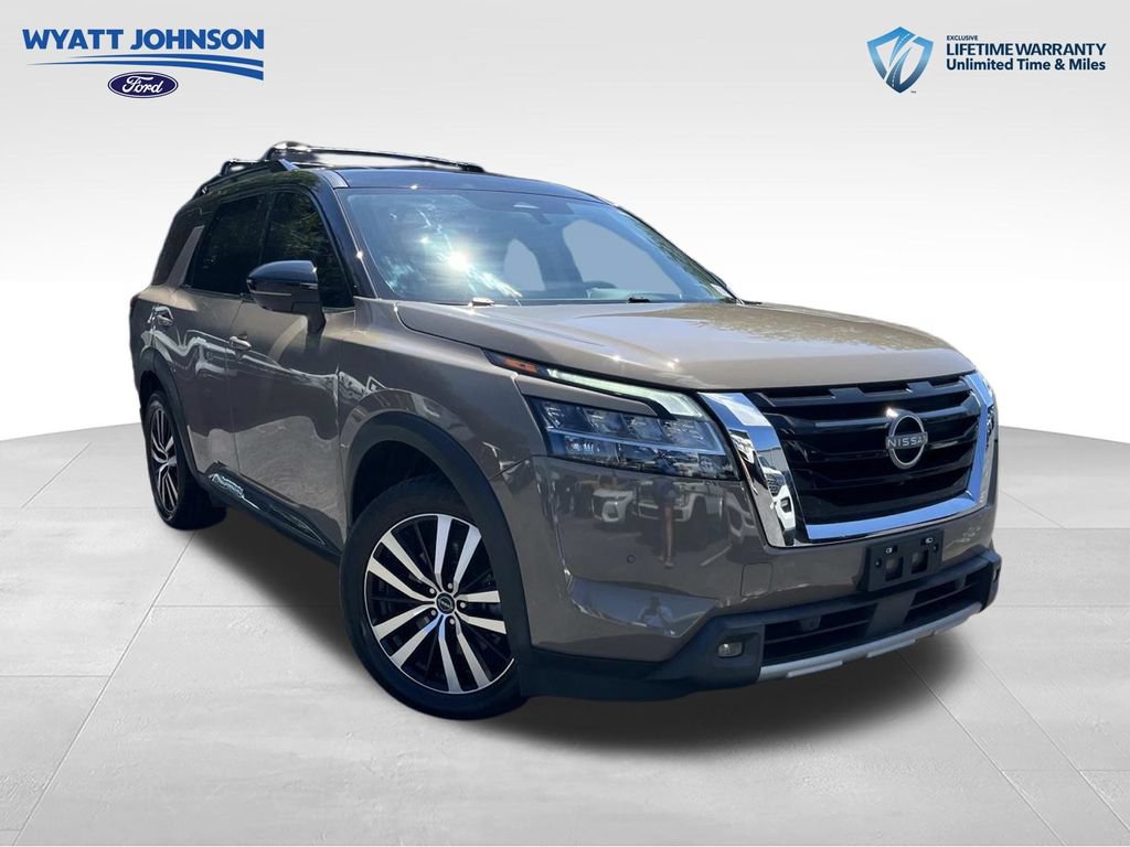 Used 2023 Nissan Pathfinder Platinum