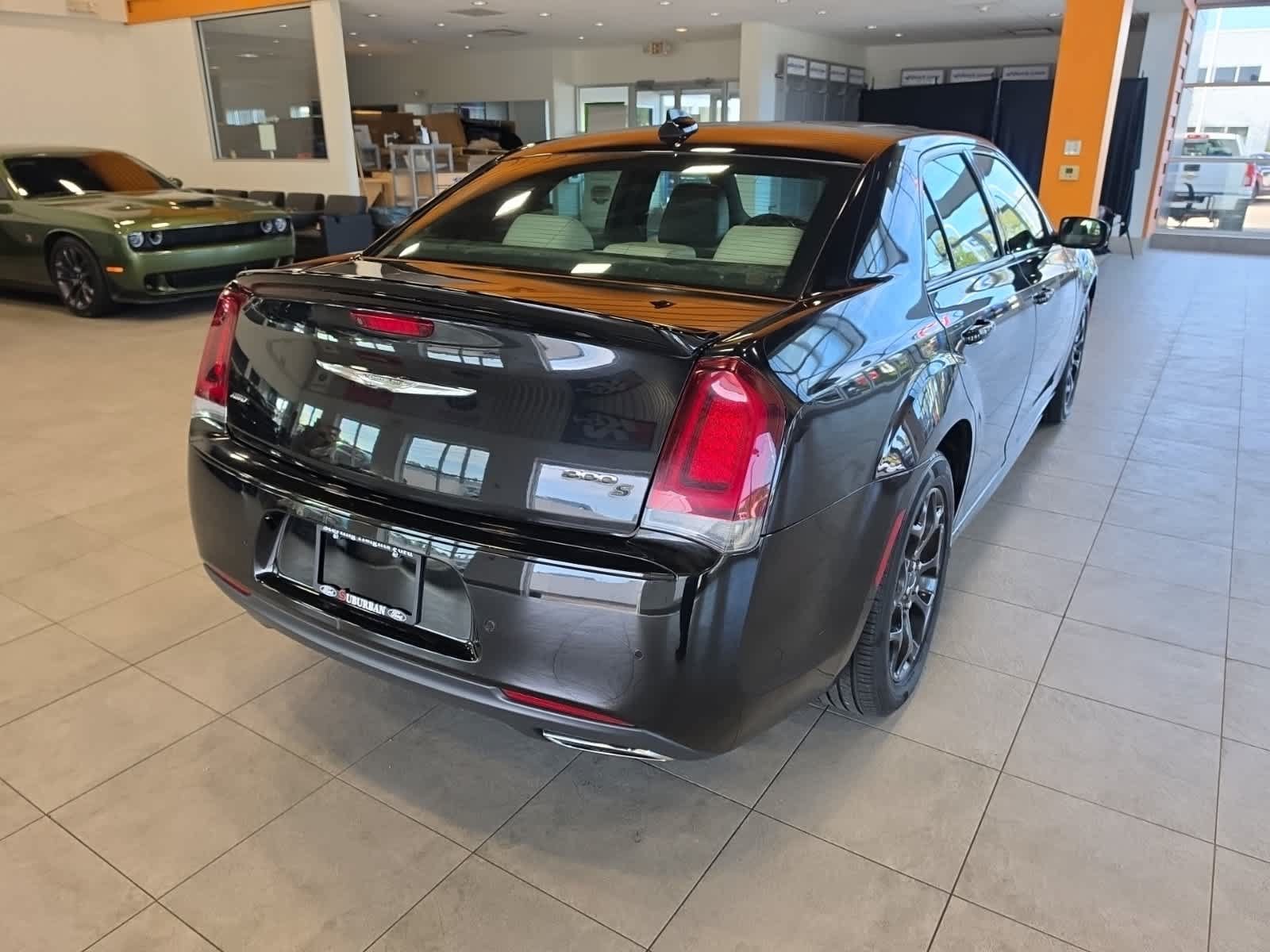 Used 2019 Chrysler 300 S w/ 300S Premium Group 2 AWD/4WD image 10